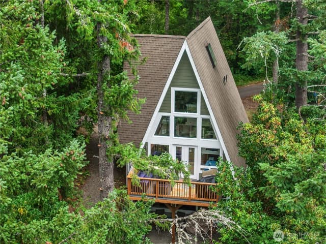 Property photo for 22305 Autumnwood Court Se, Yelm