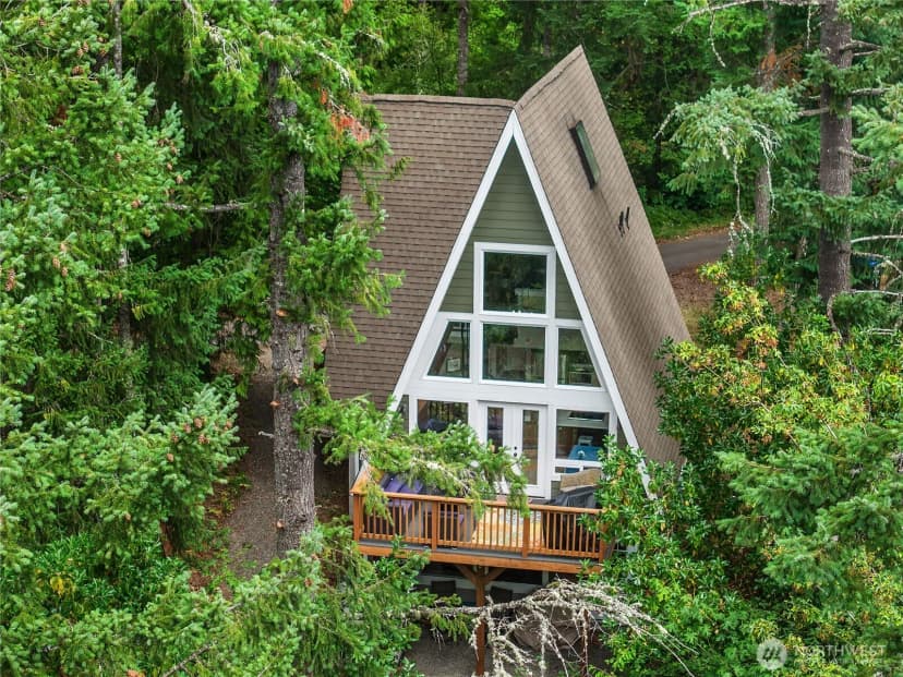 Property photo for 22305 Autumnwood Court Se, Yelm