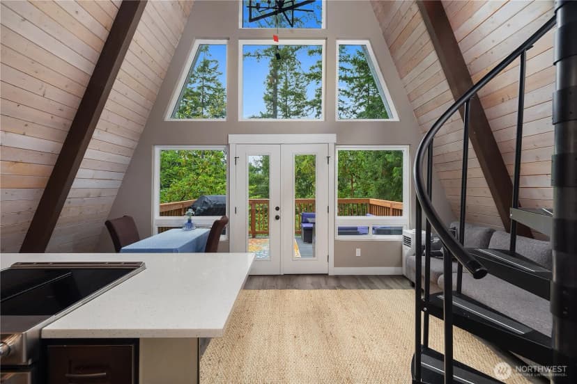 Property photo for 22305 Autumnwood Court Se, Yelm photo 4