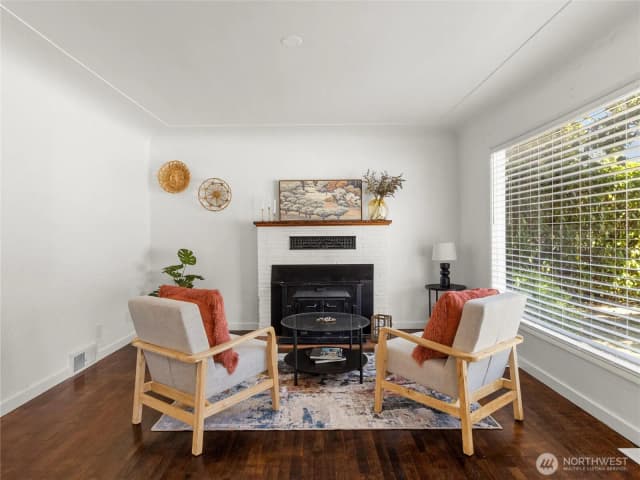 Property photo for 4422 16th Avenue Se, Lacey photo 5