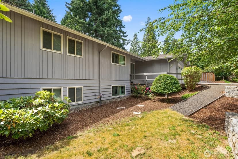 Property photo for 3527 Cain Road Se, Olympia photo 2