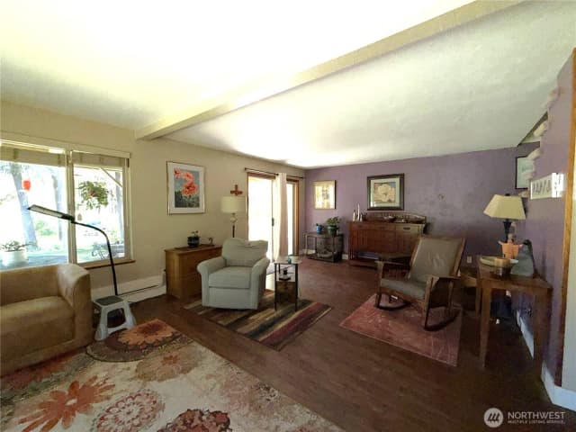 Property photo for 30545 E Highway 20, Republic photo 2