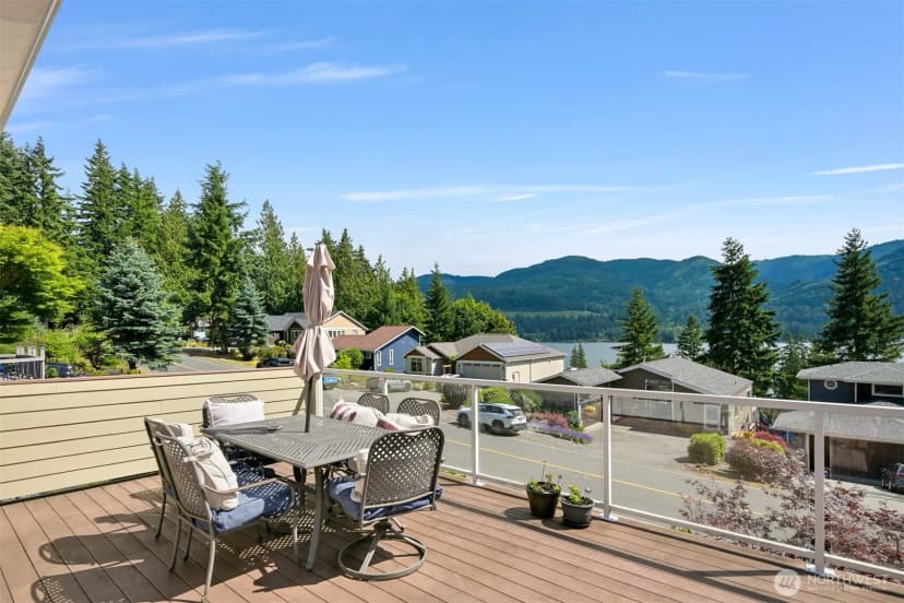 Property photo for 45 Windward Drive, Bellingham photo 16