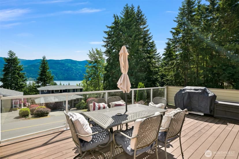 Property photo for 45 Windward Drive, Bellingham photo 14