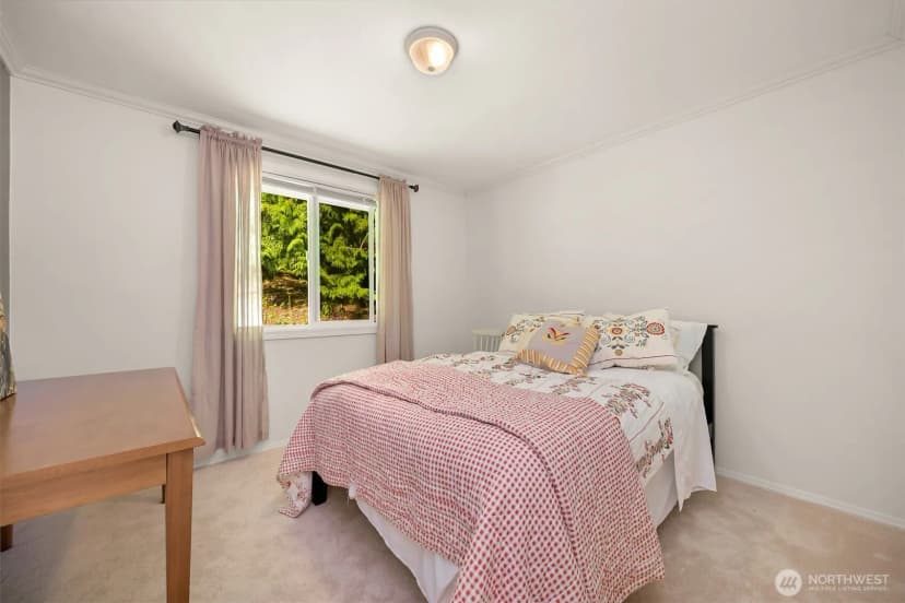 Property photo for 45 Windward Drive, Bellingham photo 26