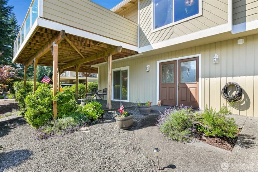 Property photo for 45 Windward Drive, Bellingham photo 31