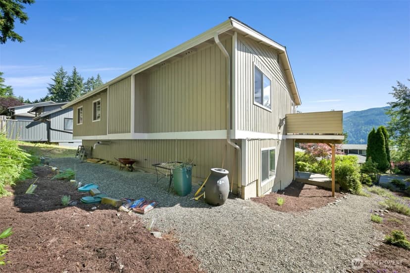 Property photo for 45 Windward Drive, Bellingham photo 36