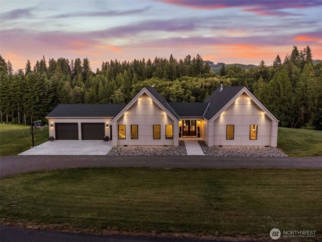 Property photo for 180 Eagle Court, Woodland