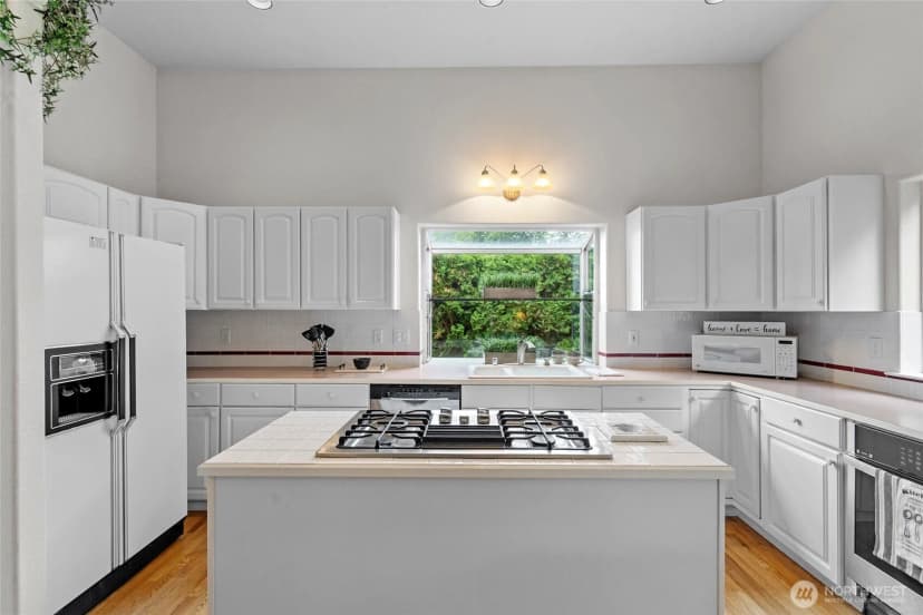 Property photo for 4015 E Broadway Street, Mount Vernon photo 19
