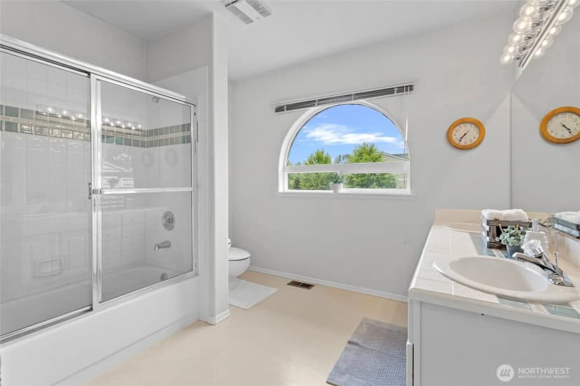 Property photo for 4015 E Broadway Street, Mount Vernon photo 35