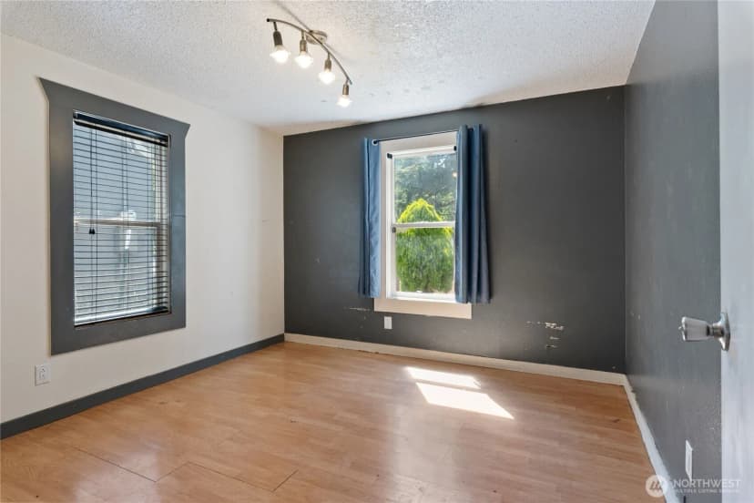Property photo for 1369 Sherman Avenue, Port Orchard photo 14