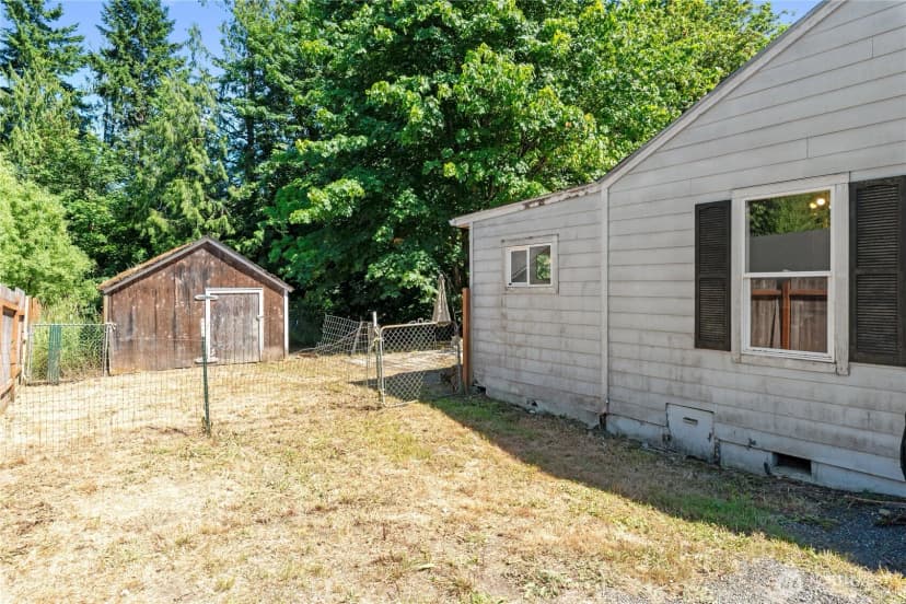 Property photo for 1369 Sherman Avenue, Port Orchard photo 18