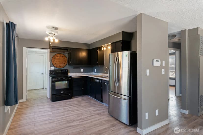 Property photo for 1369 Sherman Avenue, Port Orchard photo 8