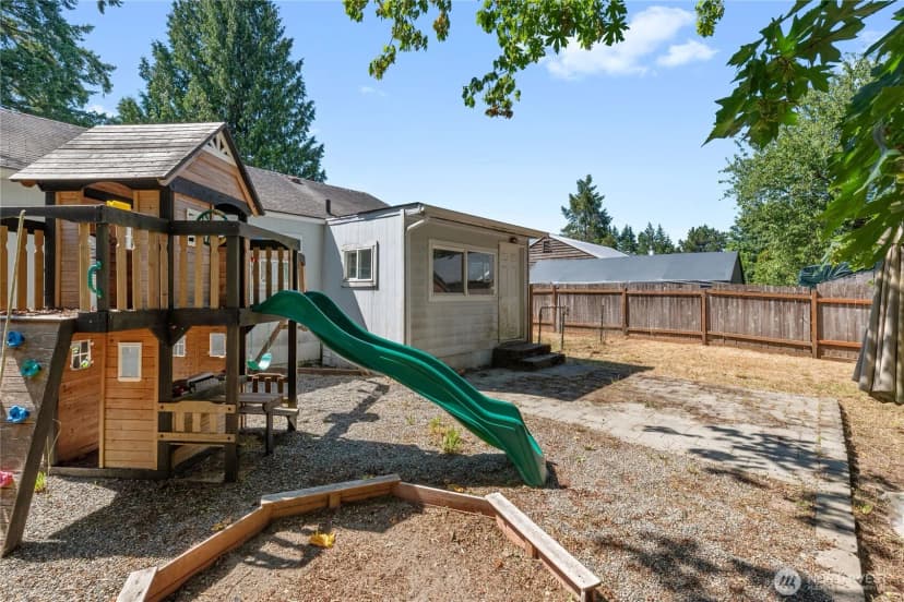 Property photo for 1369 Sherman Avenue, Port Orchard photo 21