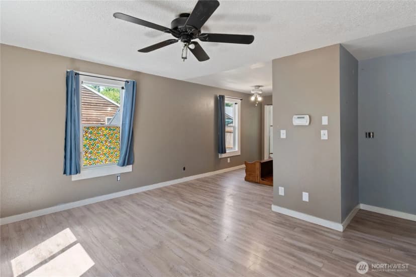 Property photo for 1369 Sherman Avenue, Port Orchard photo 6