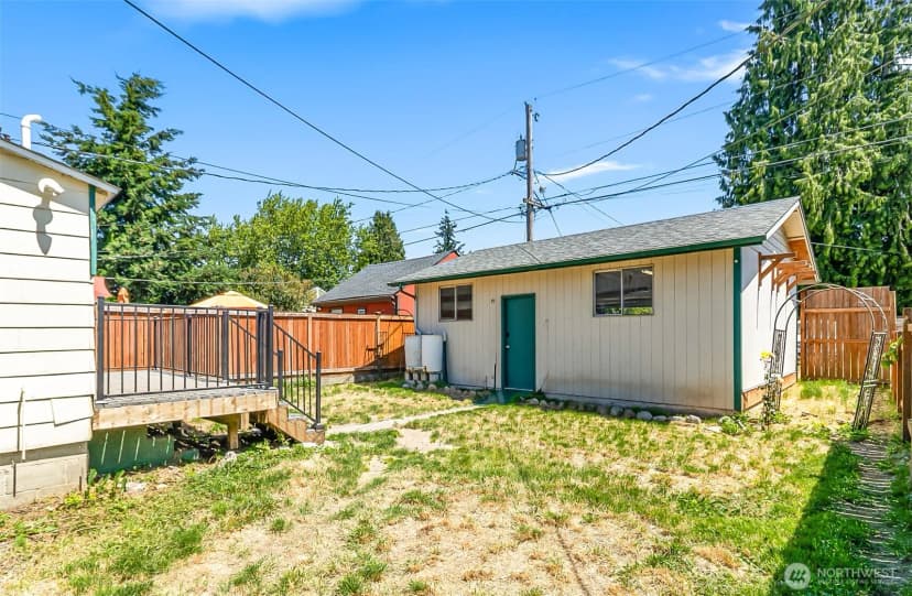 Property photo for 1823 Rainier Avenue, Everett photo 19