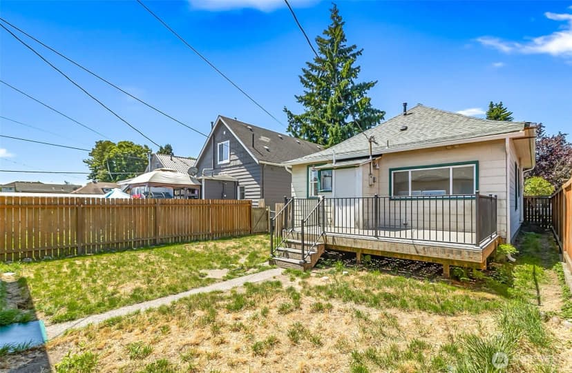 Property photo for 1823 Rainier Avenue, Everett photo 20