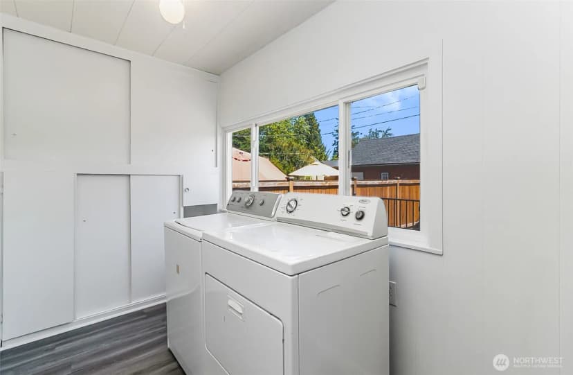 Property photo for 1823 Rainier Avenue, Everett photo 16