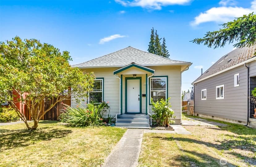 Property photo for 1823 Rainier Avenue, Everett photo 23
