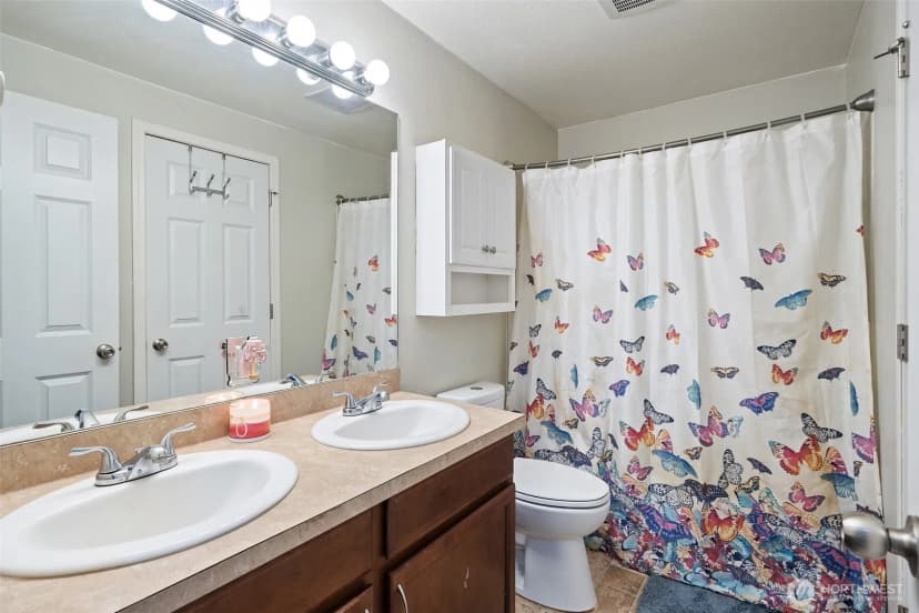 Property photo for 6897 Helena Drive Ne, Bremerton photo 21
