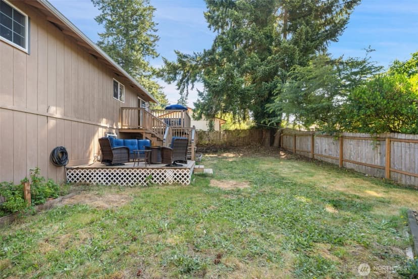 Property photo for 6897 Helena Drive Ne, Bremerton photo 26