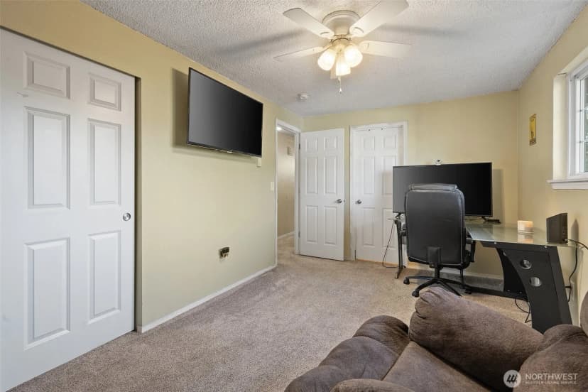 Property photo for 6897 Helena Drive Ne, Bremerton photo 13
