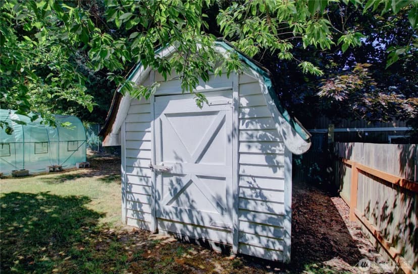 Property photo for 801 N 30th Street, Mount Vernon photo 28