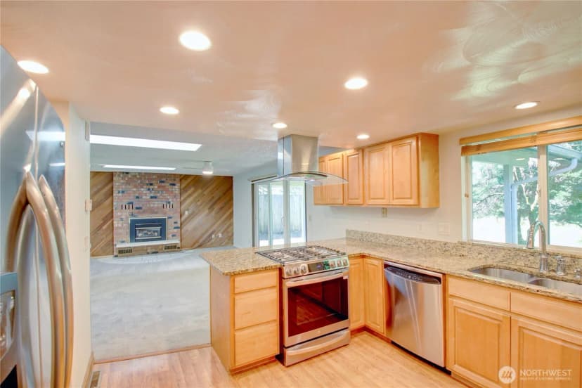 Property photo for 801 N 30th Street, Mount Vernon photo 10