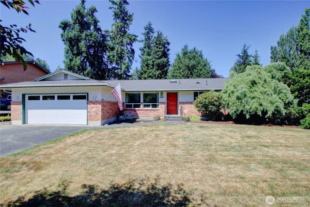 Property photo for 801 N 30th Street, Mount Vernon