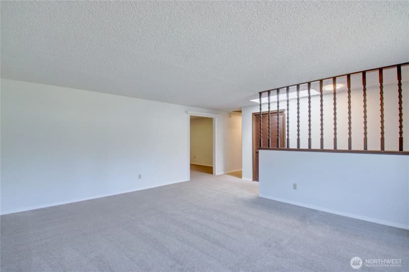 Property photo for 801 N 30th Street, Mount Vernon photo 7