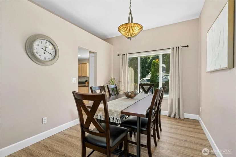 Property photo for 23013 21st Avenue Se, Bothell photo 9