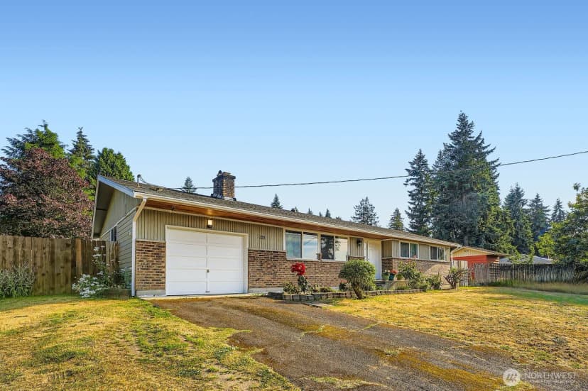 Property photo for 721 S 304th Street, Federal Way photo 4