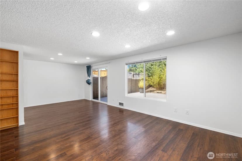 Property photo for 24814 Se 145th Lane, Kent photo 11