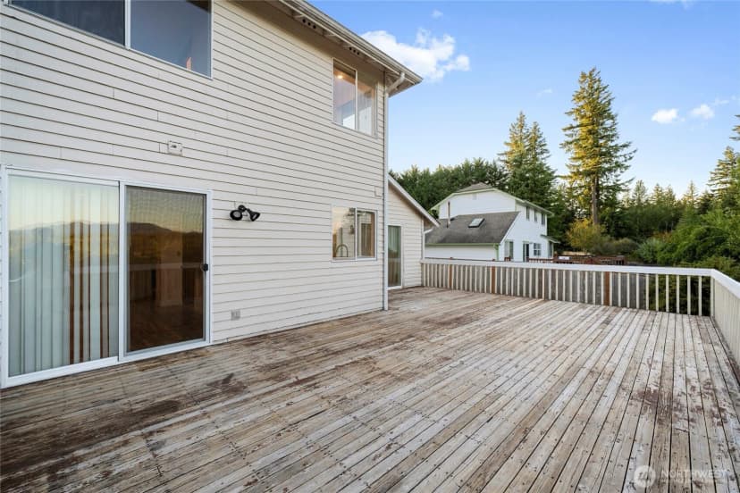 Property photo for 28008 230th Avenue Se, Maple Valley photo 33