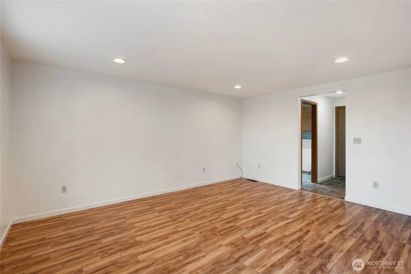 Property photo for 28008 230th Avenue Se, Maple Valley photo 19