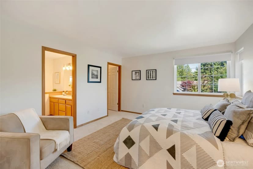 Property photo for 10516 29th Avenue Se, Everett photo 16