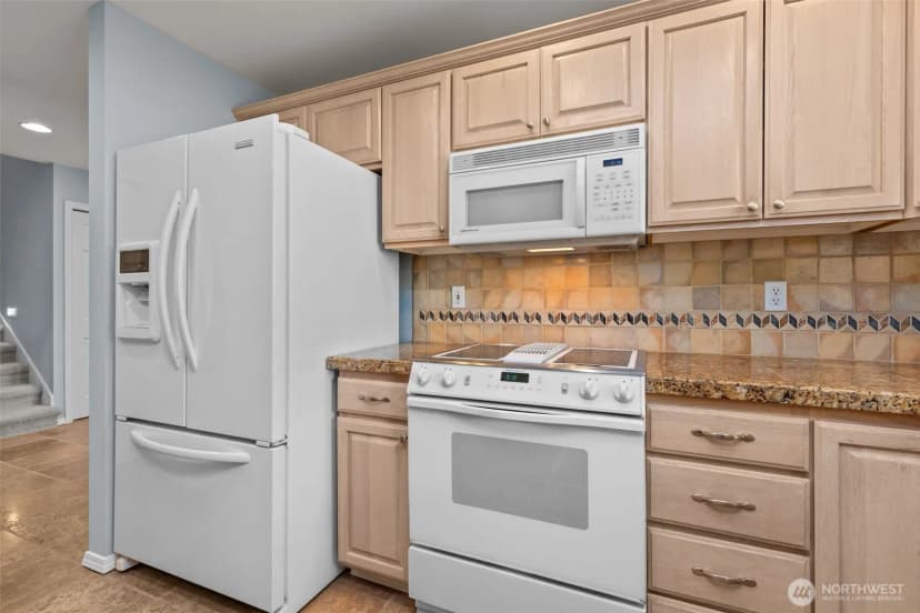 Property photo for 13804 Se 255th Place, Kent photo 6