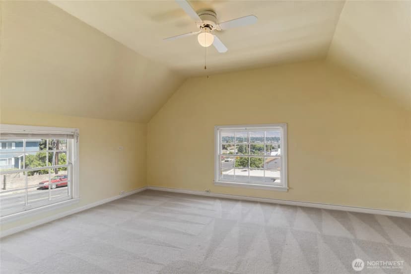 Property photo for 529 Crawford Avenue, Wenatchee photo 24