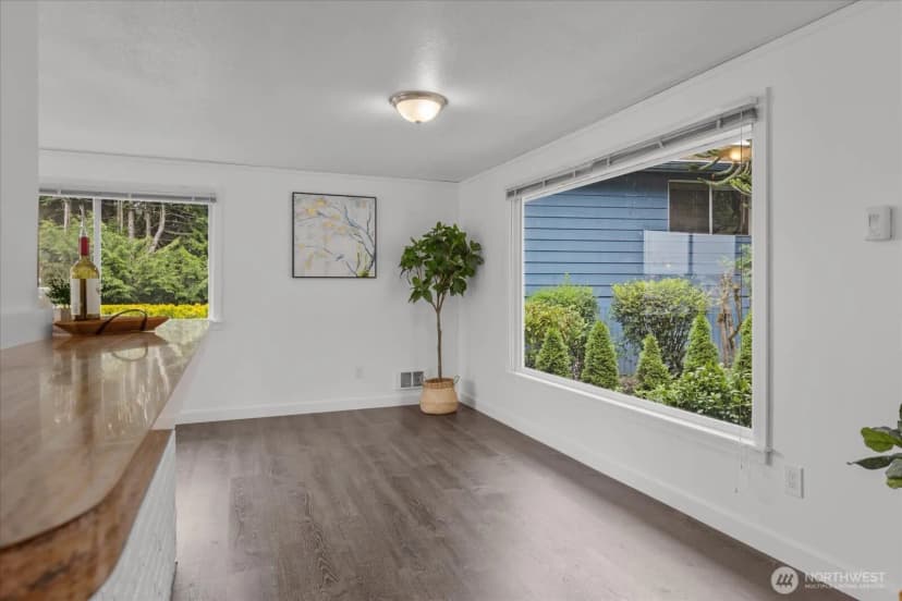 Property photo for 1202 44th Street Se, Everett photo 10