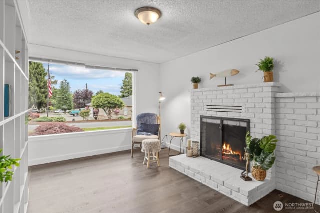Property photo for 1202 44th Street Se, Everett photo 4