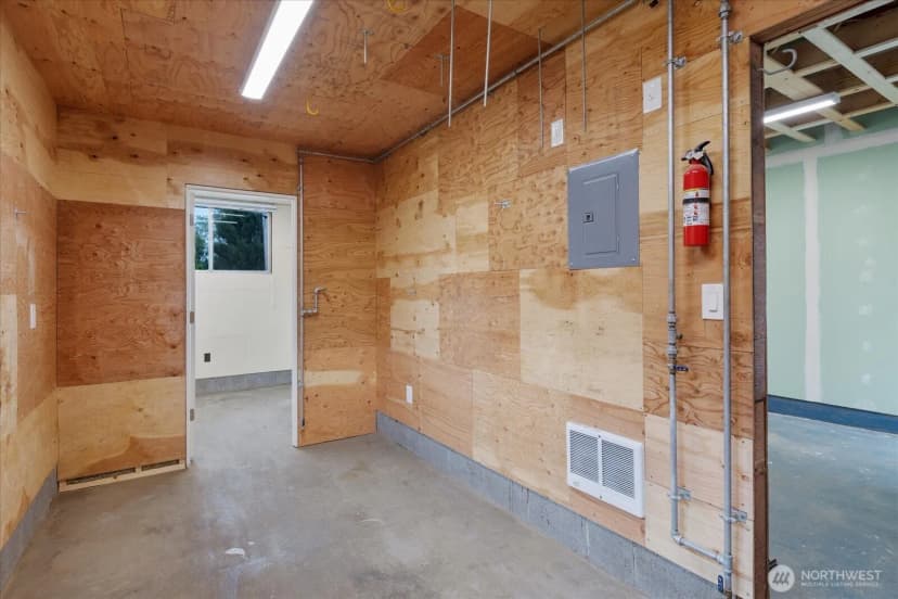 Property photo for 1202 44th Street Se, Everett photo 30