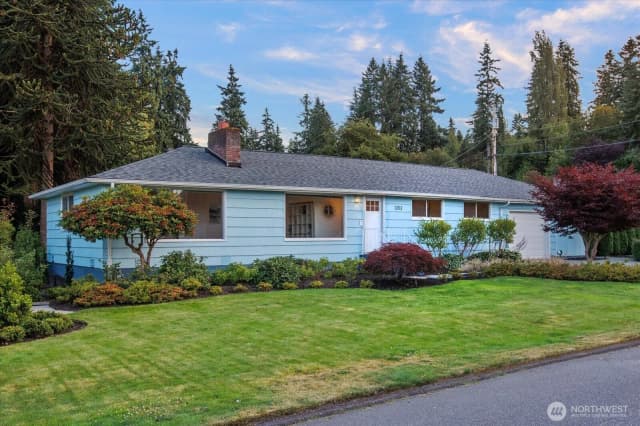 Property photo for 1202 44th Street Se, Everett