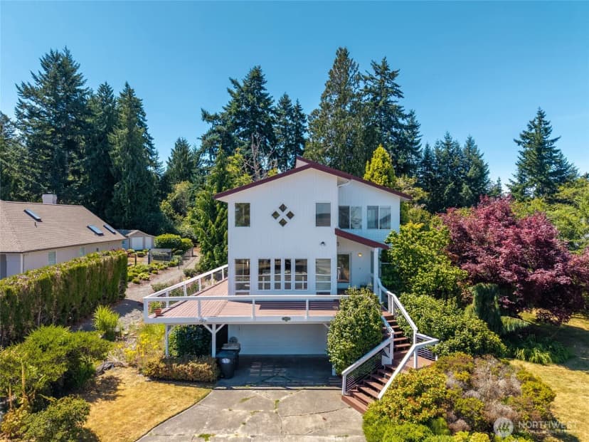 Property photo for 5225 Illahee Lane Ne, Olympia