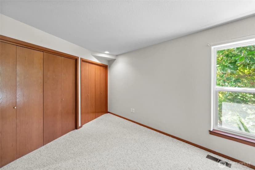 Property photo for 5225 Illahee Lane Ne, Olympia photo 13
