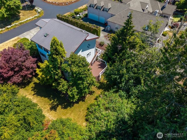 Property photo for 5225 Illahee Lane Ne, Olympia photo 3