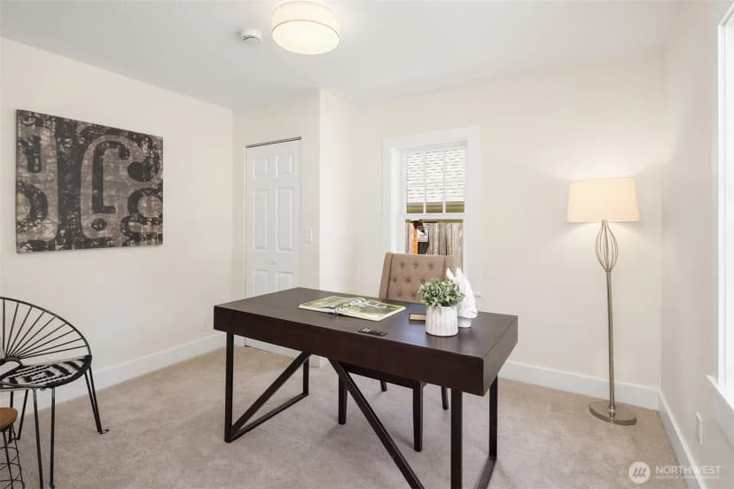 Property photo for 10841 Ne 108th Street, Kirkland photo 12