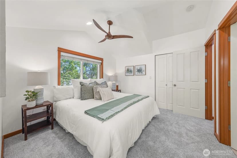 Property photo for 2511 Ne 125th St #a, Seattle photo 17