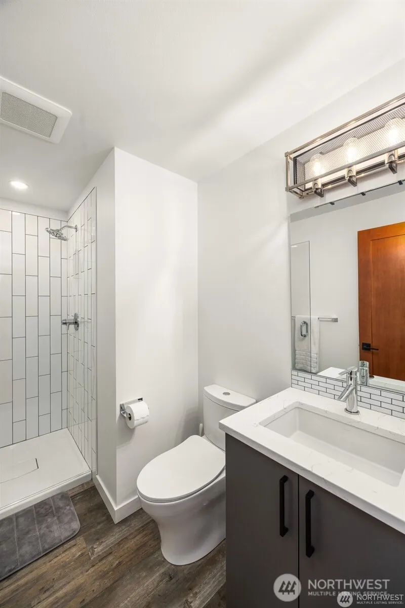 Property photo for 917 Nw 51st Street #d, Seattle photo 23