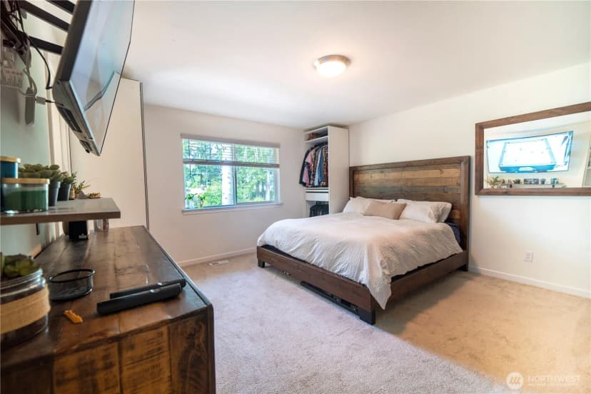 Property photo for 901 161st Street Ct E, Spanaway photo 16