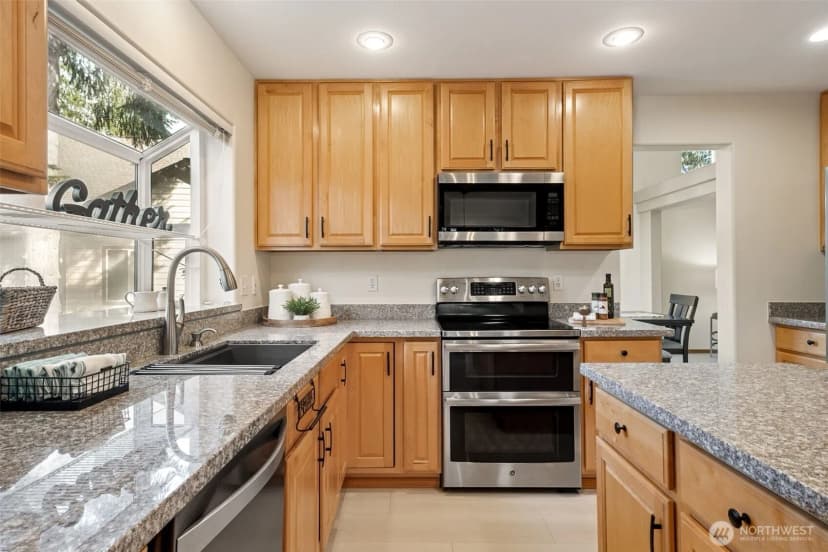Property photo for 22426 Se 300th Street, Black Diamond photo 13